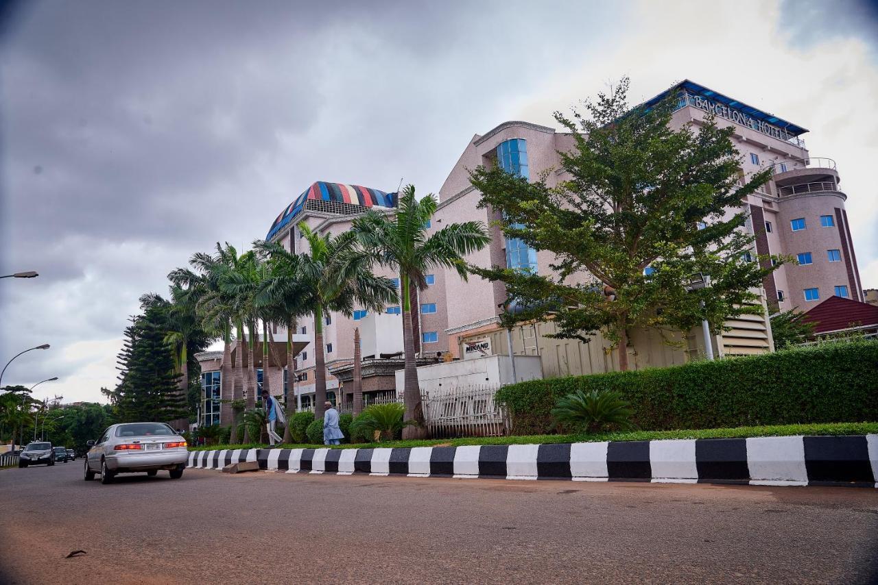 Barcelona Hotels, Abuja Mobushipe Екстер'єр фото